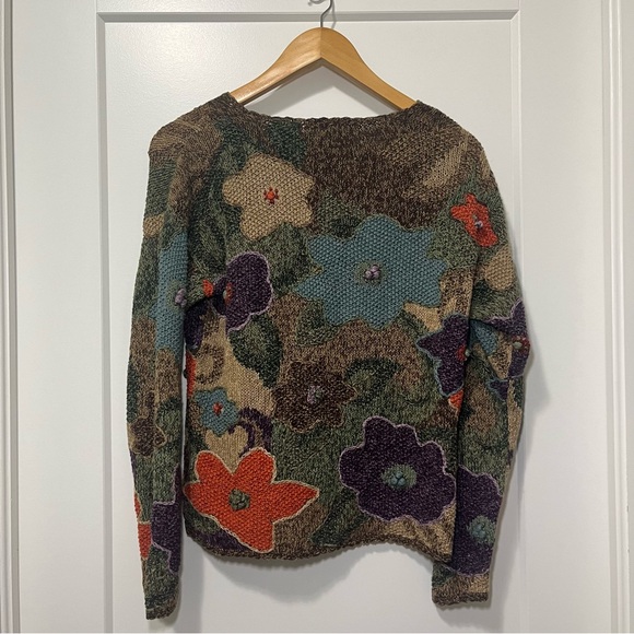 DAVID BROOKS - Hand Knit - Floral Print Sweater - Women’s M - Picture 9 of 12